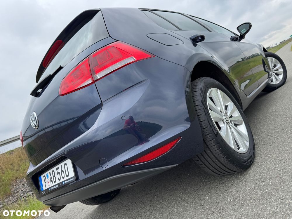 Volkswagen Golf 1.2 TSI BMT Comfortline - 21