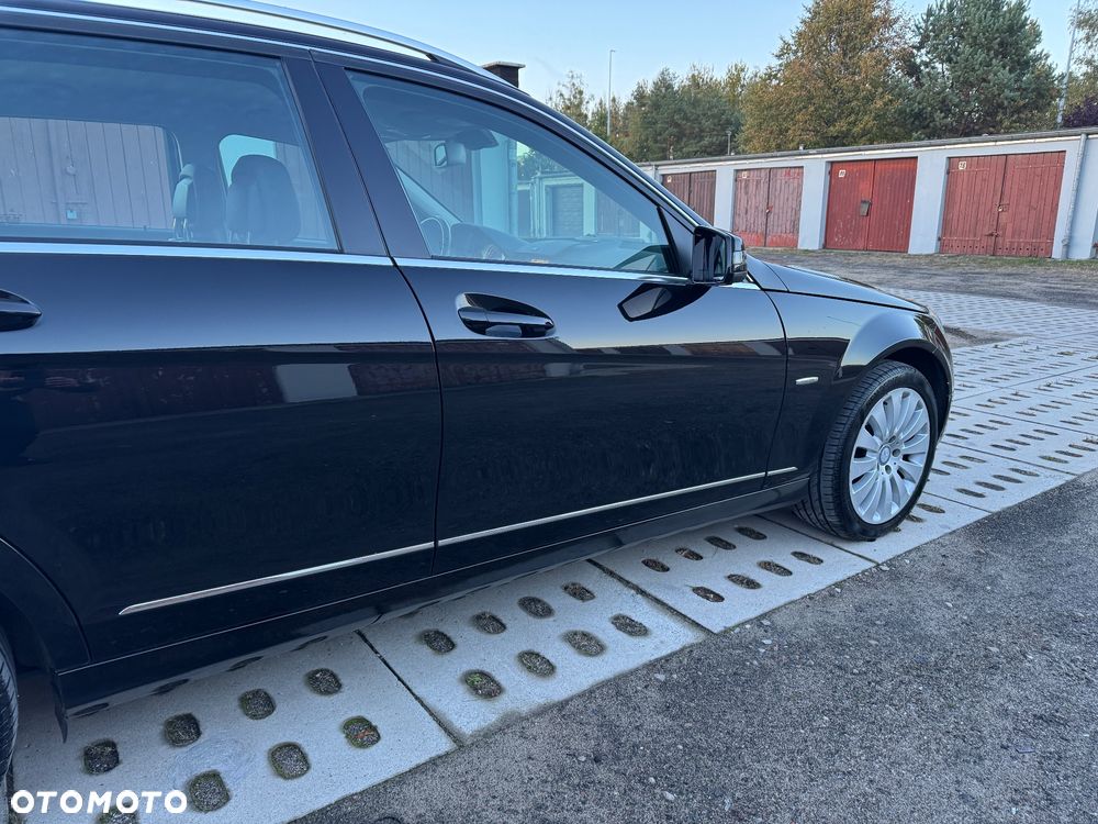 Mercedes-Benz Klasa C - 25