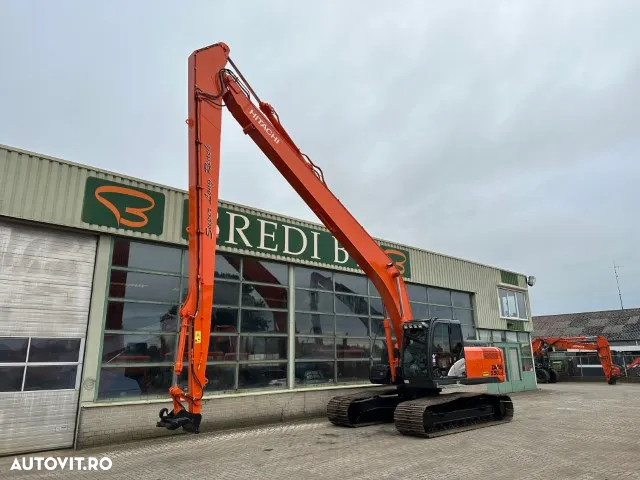 Hitachi ZX250LC-5B Long Reach 17 M - 10