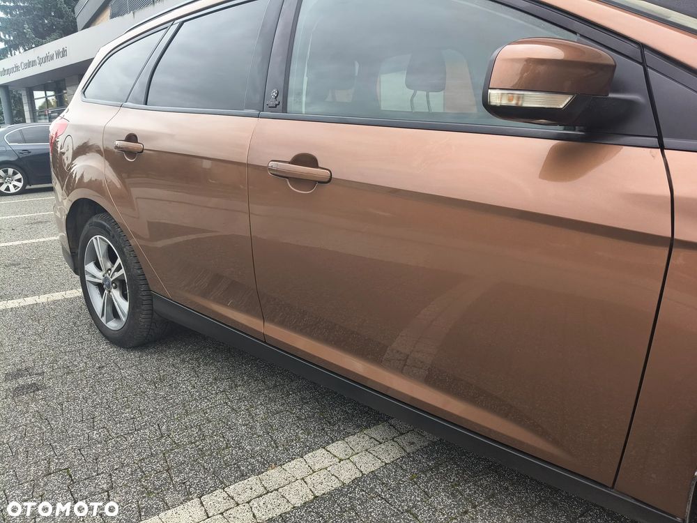 Ford Focus 1.6 TDCi DPF Champions Edition - 33