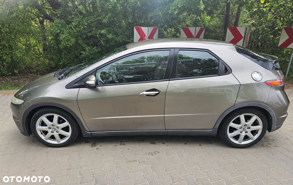 Honda Civic 1.8 Executive - 1