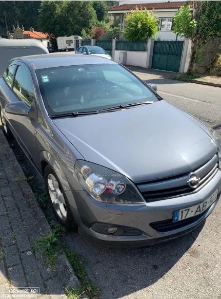 Opel Astra GTC 1.4 - 8