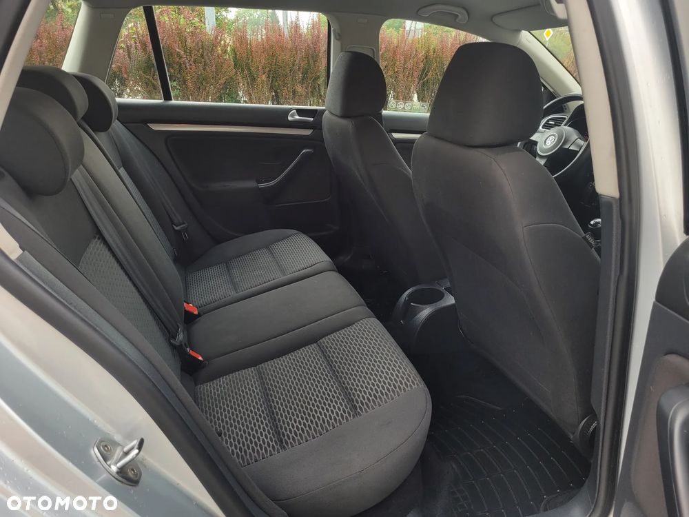 Volkswagen Golf 1.6 TDI Comfortline - 17
