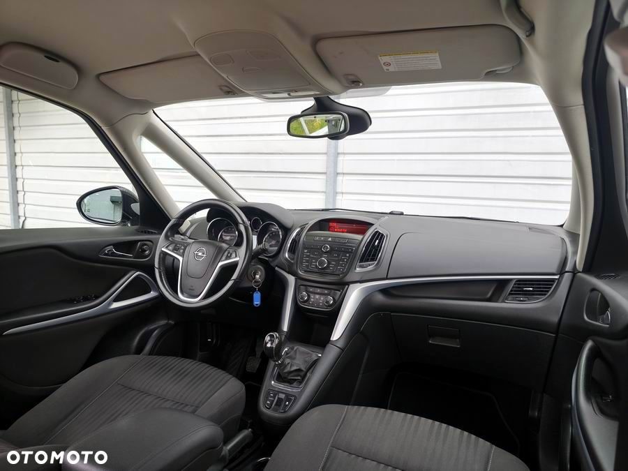 Opel Zafira 1.4 Turbo Edition - 18
