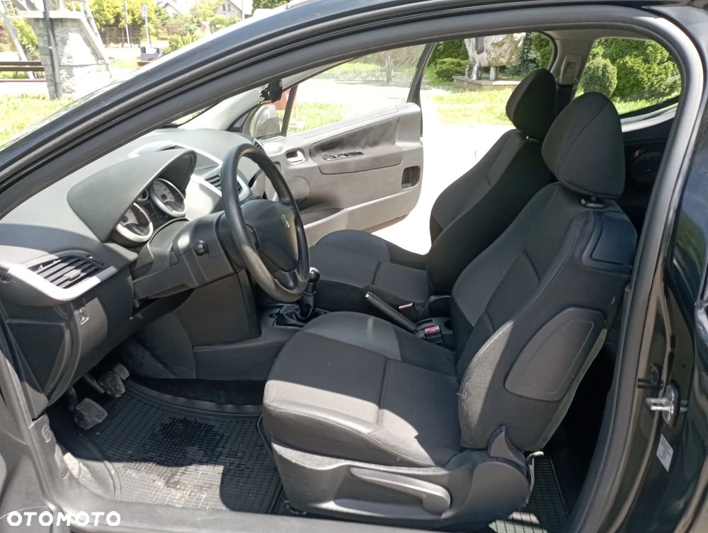 Peugeot 207 70 HDi FAP Filou - 6