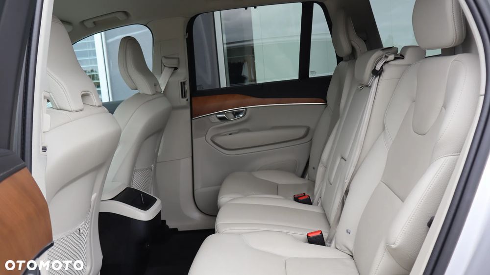 Volvo XC 90 B5 D AWD Inscription - 19