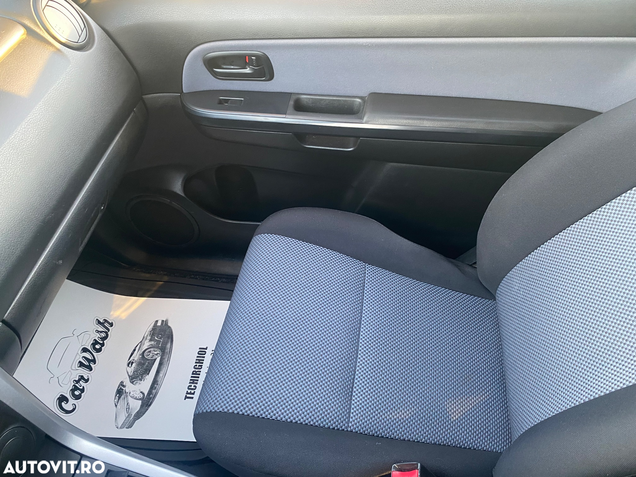 Suzuki Grand Vitara 1.9 DDIS Navi - 35
