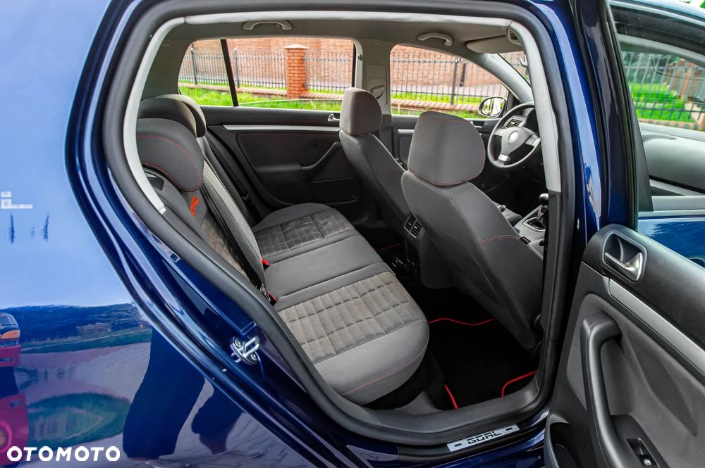 Volkswagen Golf 1.6 Goal - 24