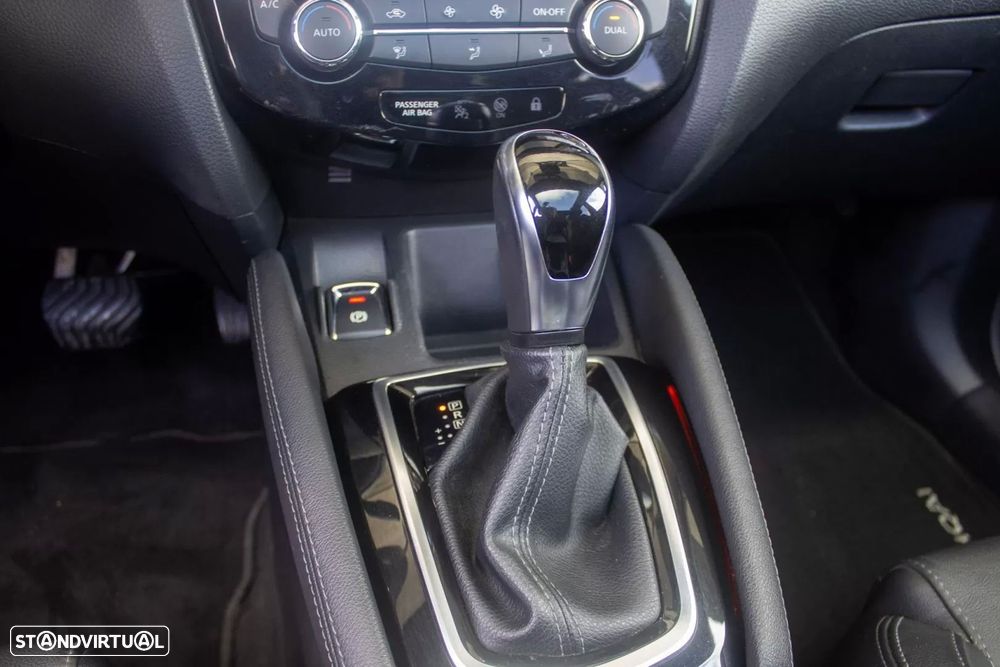 Nissan Qashqai 1.2 DIG-T Tekna Xtronic - 19