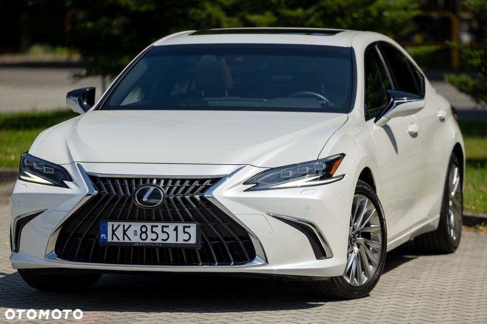 Lexus ES 300h Prestige - 2