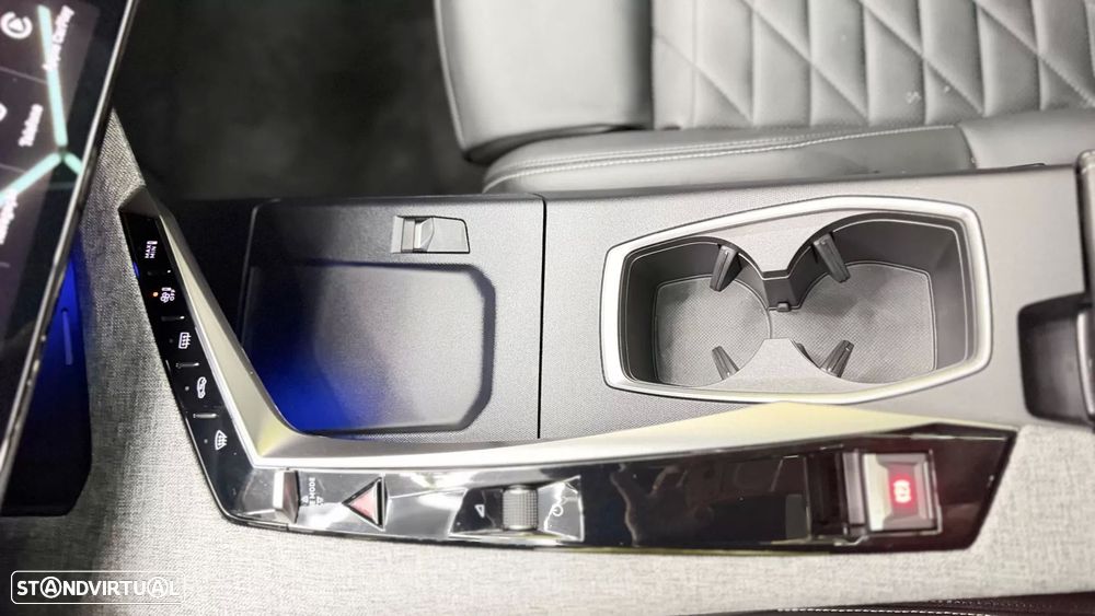 Peugeot E-3008 73 kWh GT - 24