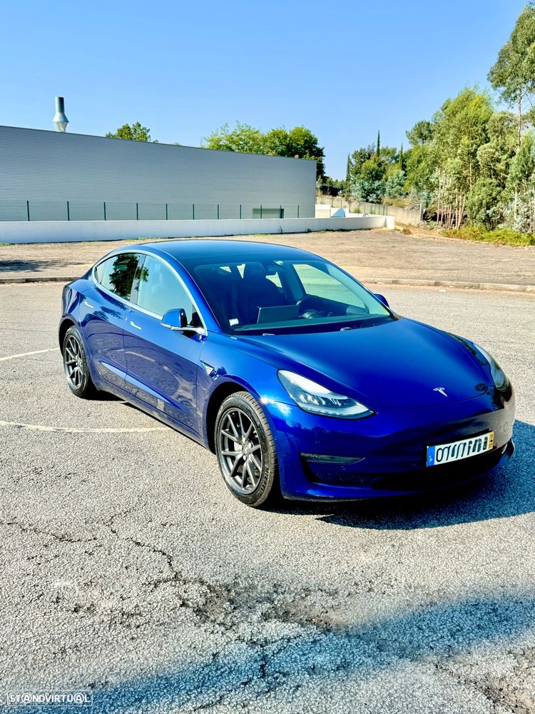 Tesla Model 3 Long-Range Dual Motor AWD - 4