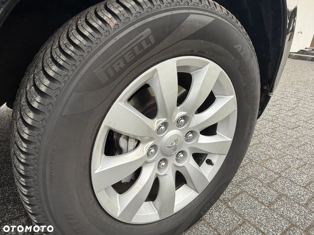 Mitsubishi Pajero 3.2 DID Instyle - 13