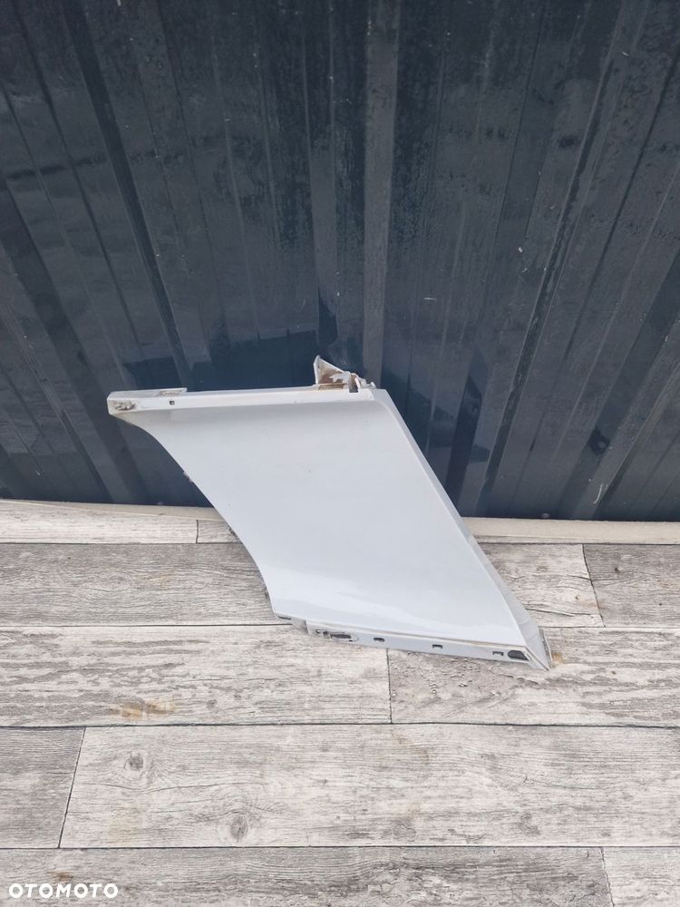 element błotnika audi r8 420 42785390b - 1