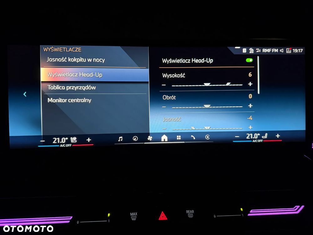 BMW Seria 5 520d xDrive mHEV M Sport - 34