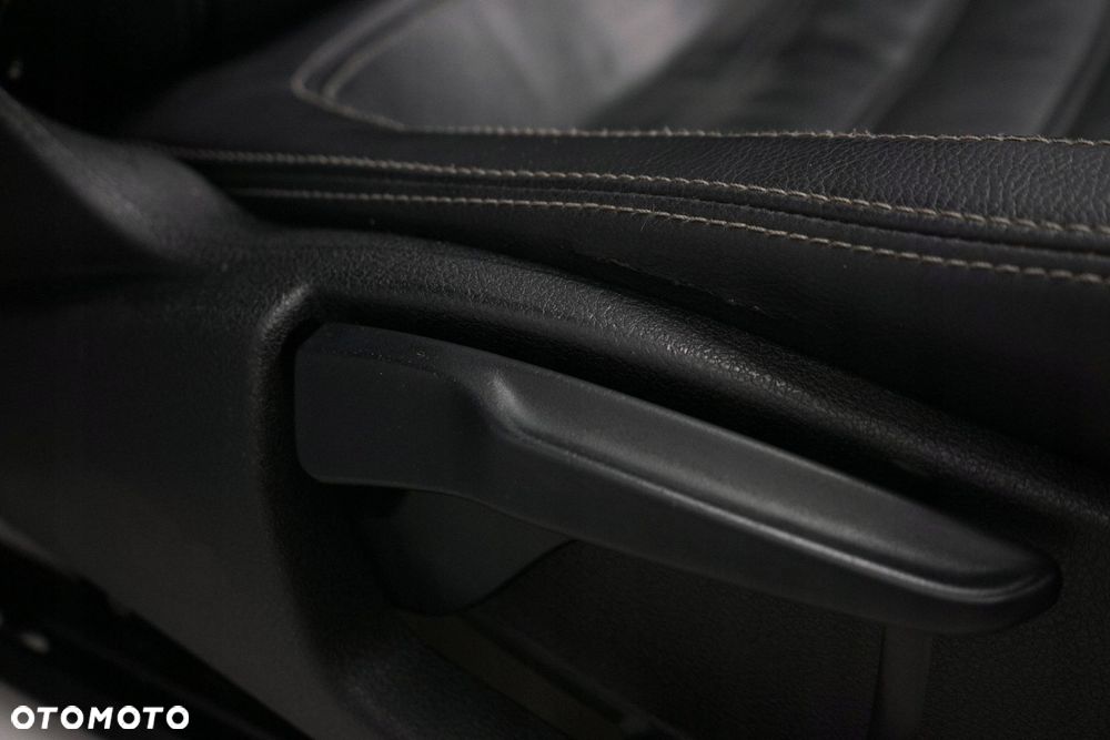 VW SCIROCCO III 13R FOTELE KANAPA BOCZKI GRZANE UK - 7