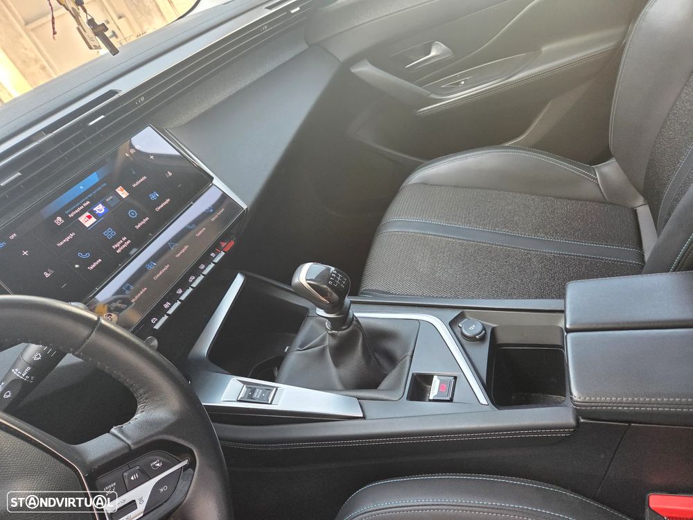 Peugeot 308 SW 1.2 PureTech Allure Pack — fotografia 12