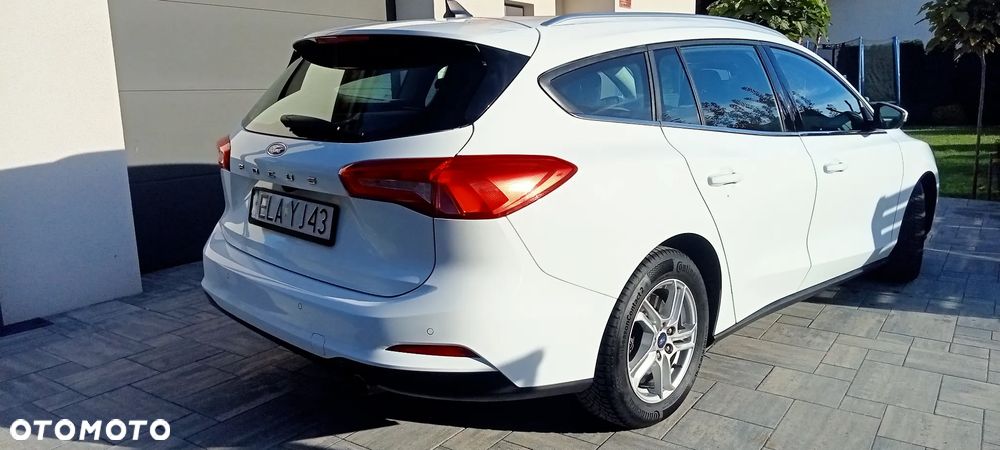 Ford Focus 1.5 EcoBlue Start-Stopp-System TITANIUM STYLE - 6