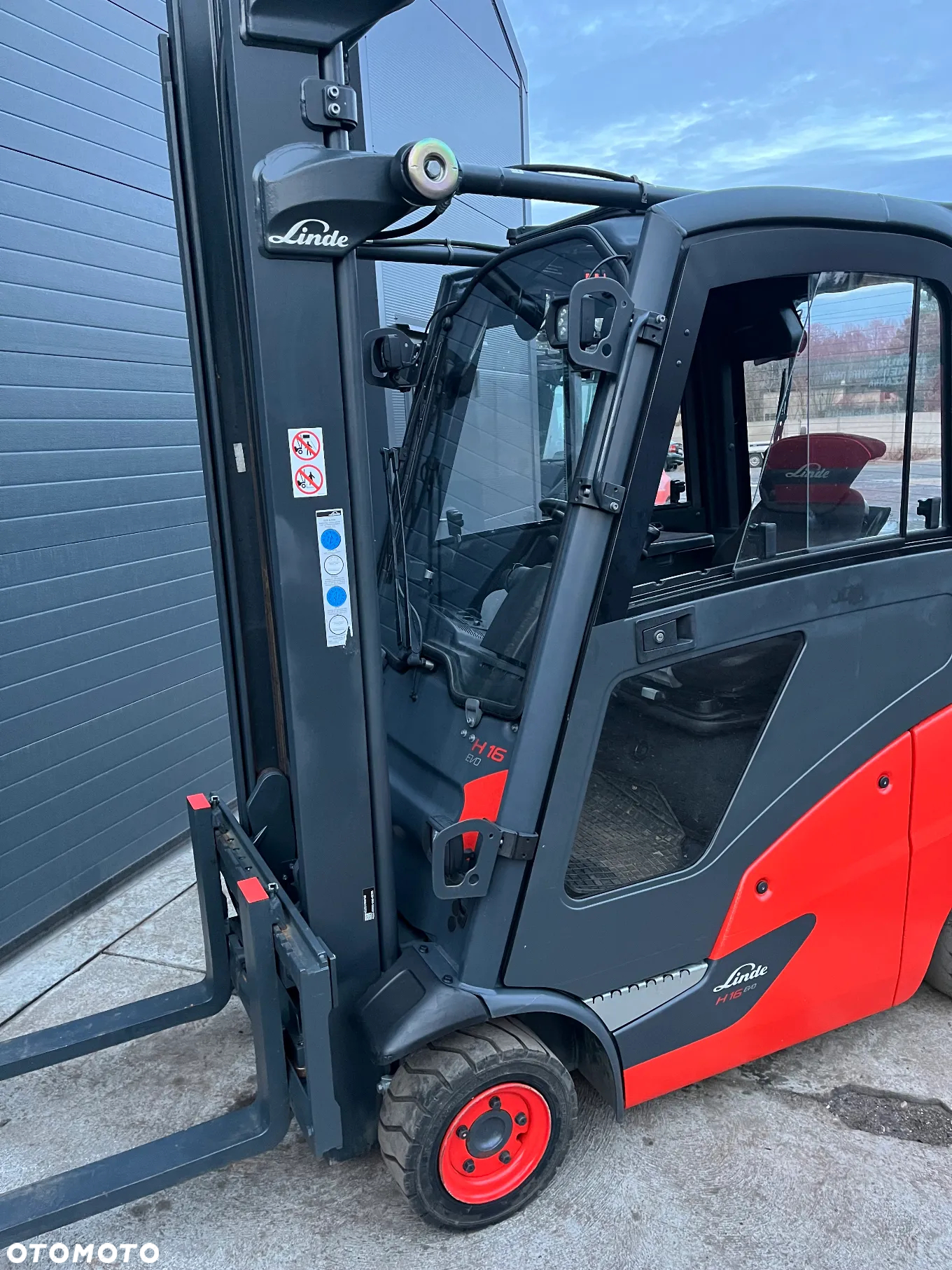 Linde H16T 391-01 Gaz LPG, Pełna kabina, Przesuw boczny, maszt Standard - 9