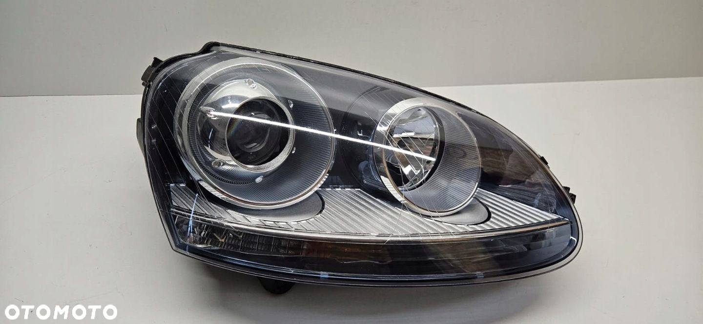 VW GOLF 5 V 1K6 REFLEKTOR XENON PRAWY LAMPA PRAWA 1K6941032 - 2