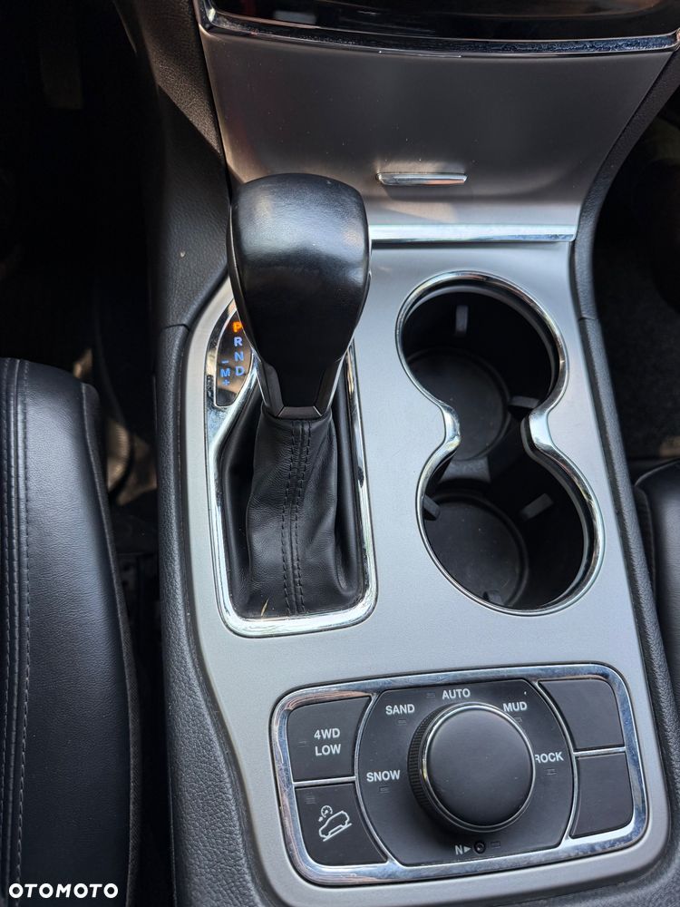 Jeep Grand Cherokee - 13