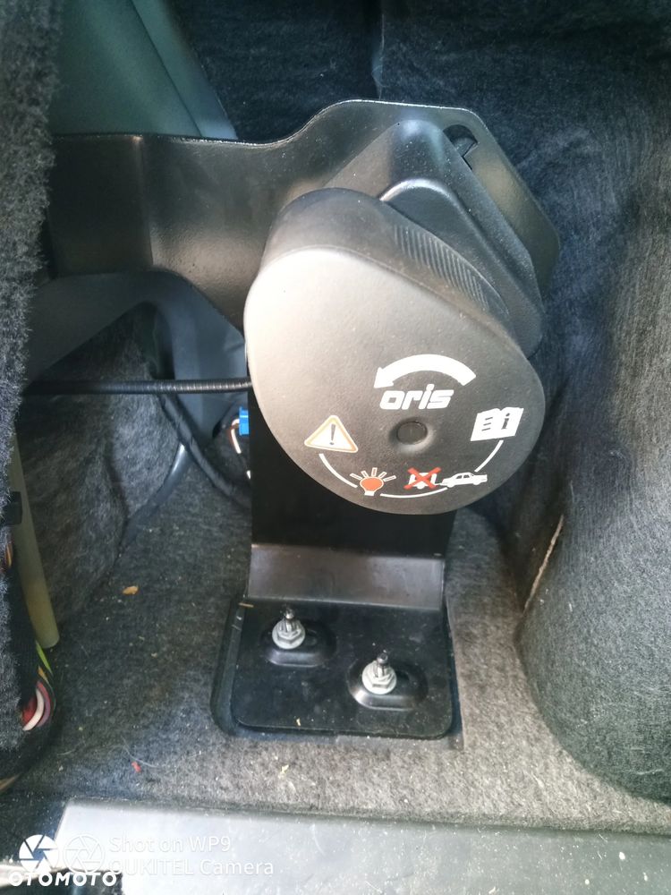 Mercedes-Benz Klasa E 250 BlueTEC 9G-TRONIC Avantgarde - 28