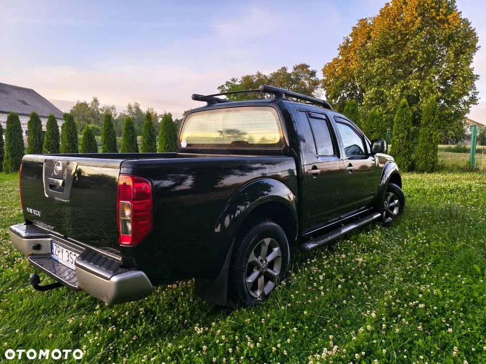 Nissan Navara 2.5 D XE Long EU5 - 9
