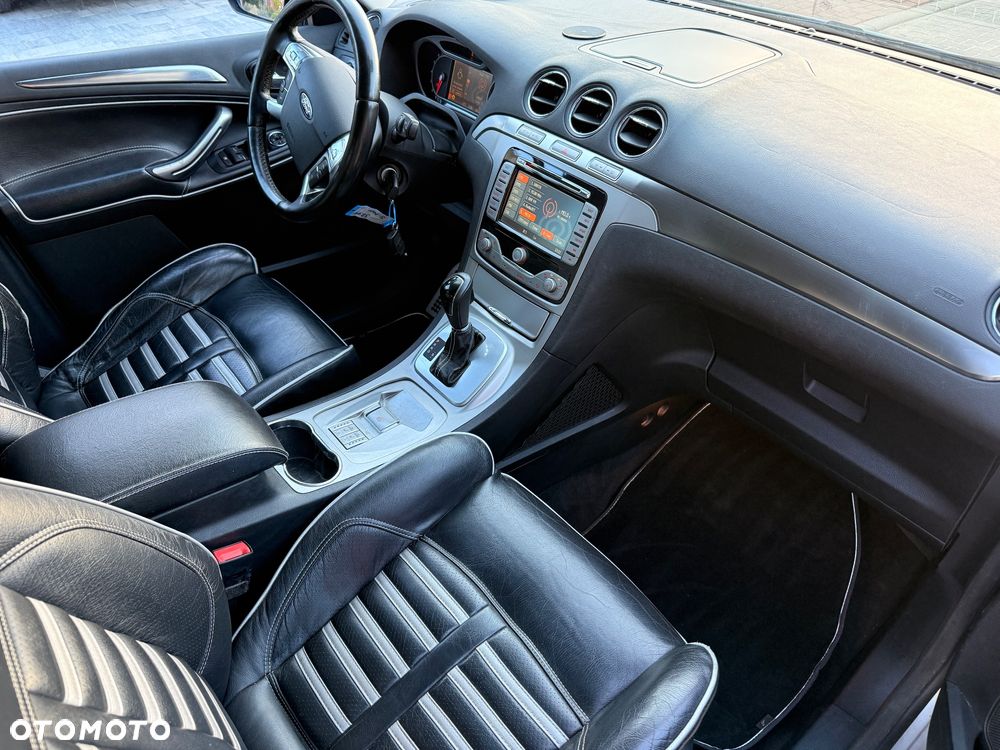 Ford S-Max 2.3 Titanium - 11