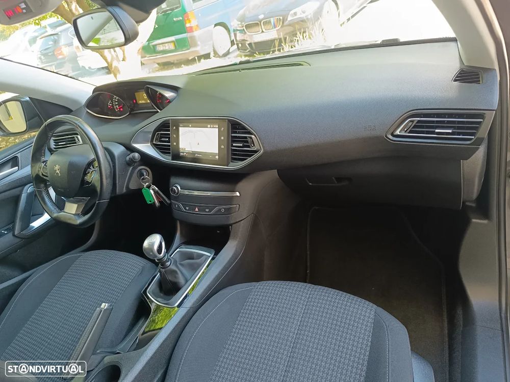 Peugeot 308 SW 1.5 BlueHDi Style - 19