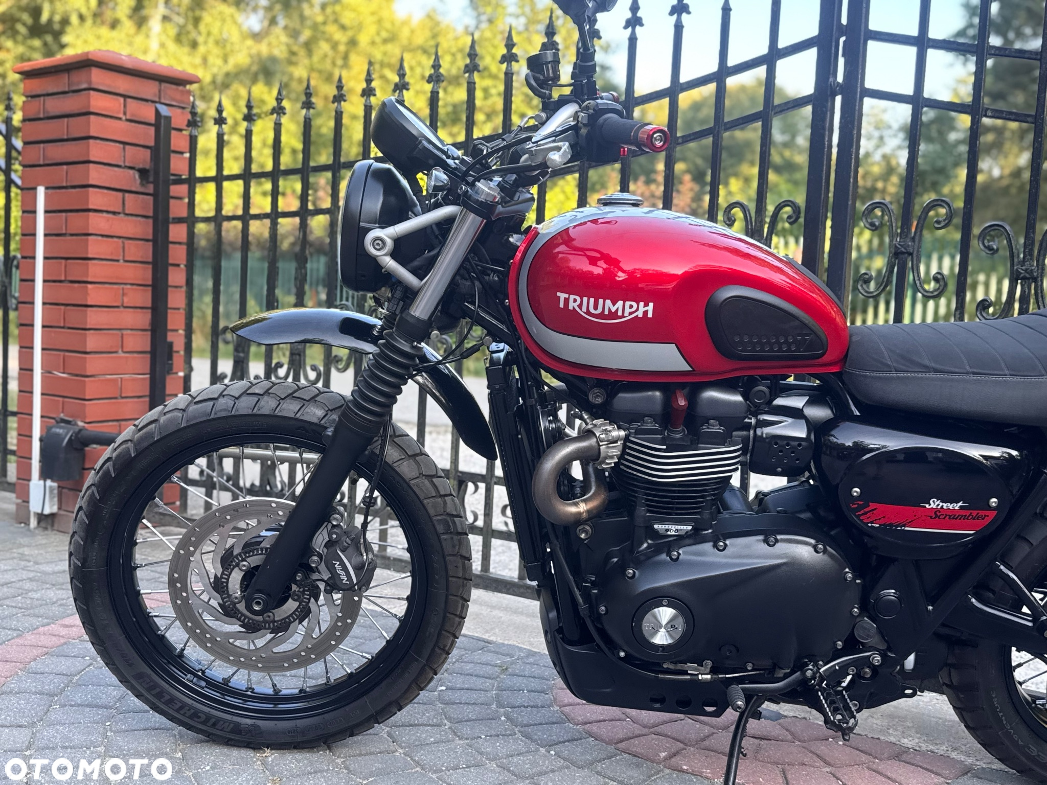 Triumph Street Scrambler - 17