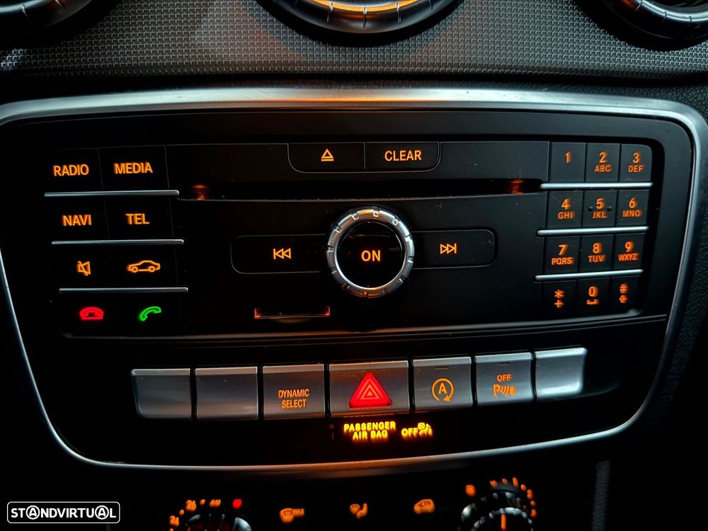 Mercedes-Benz CLA 180 d Shooting Brake Urban Aut. - 22