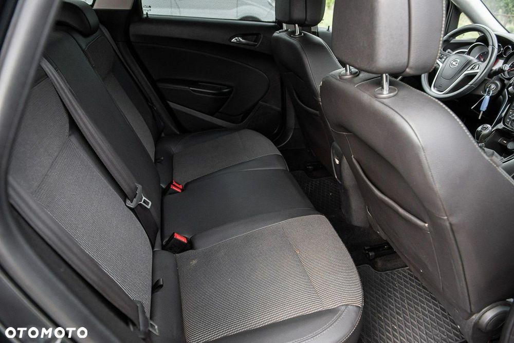 Opel Astra 1.6 CDTI Cosmo - 8