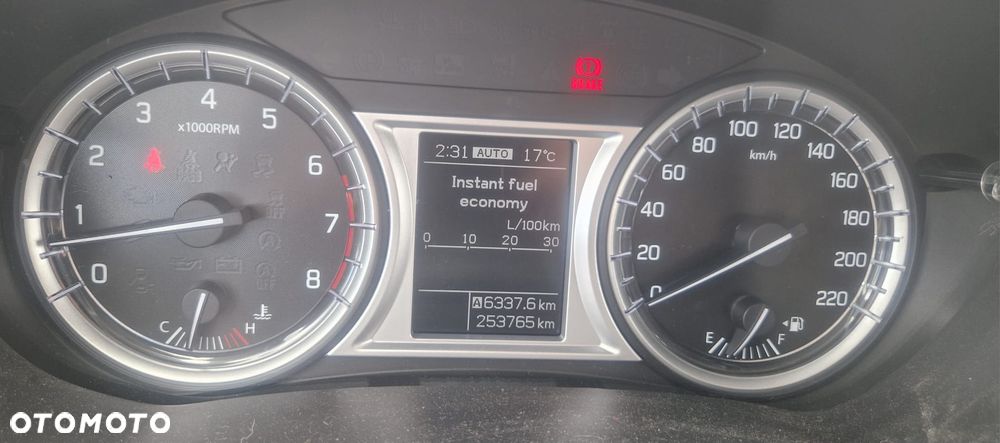 Suzuki Vitara 1.6 XLED 2WD - 11