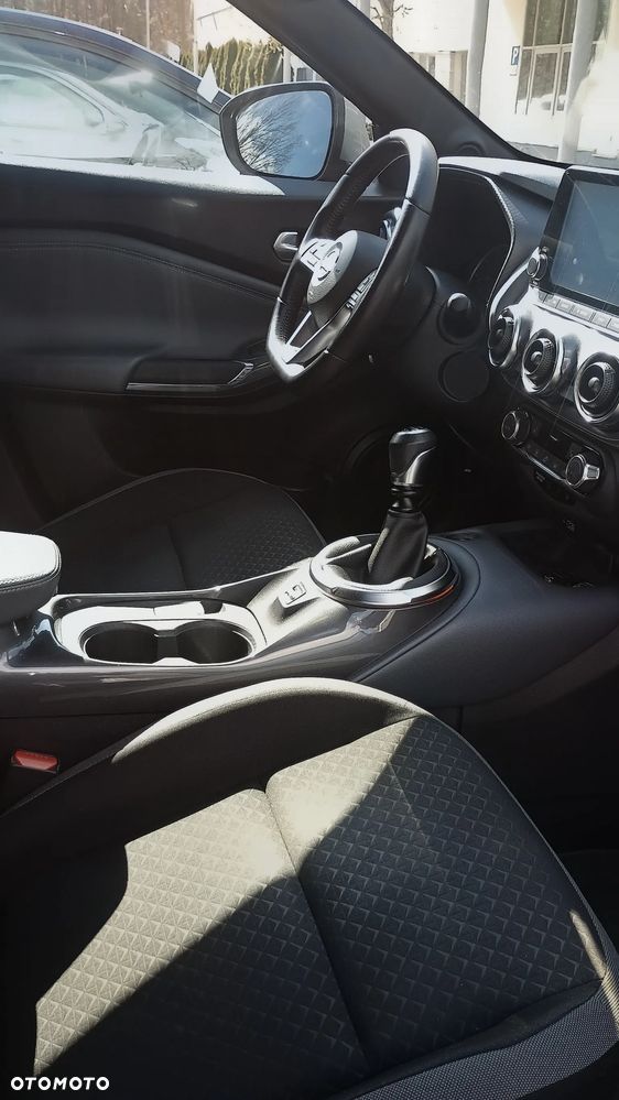 Nissan Juke 1.0 DIG-T N-Connecta - 11