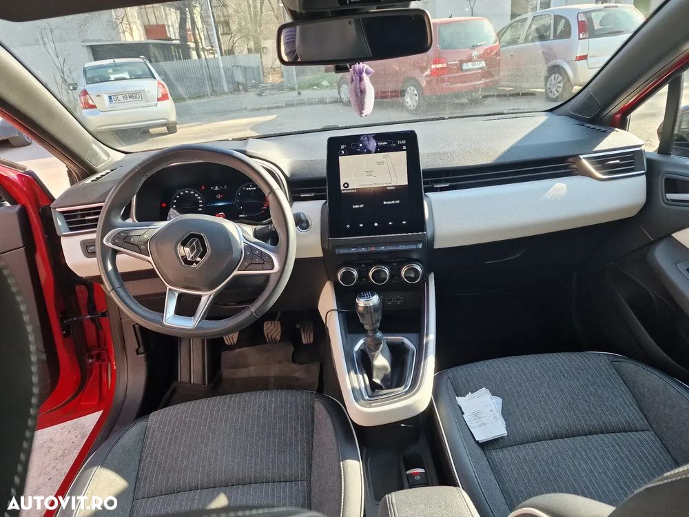 Renault Clio V TCe 90 Techno - 16