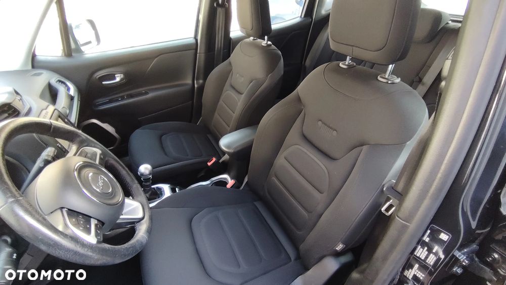 Jeep Renegade 1.4 MultiAir Limited - 28