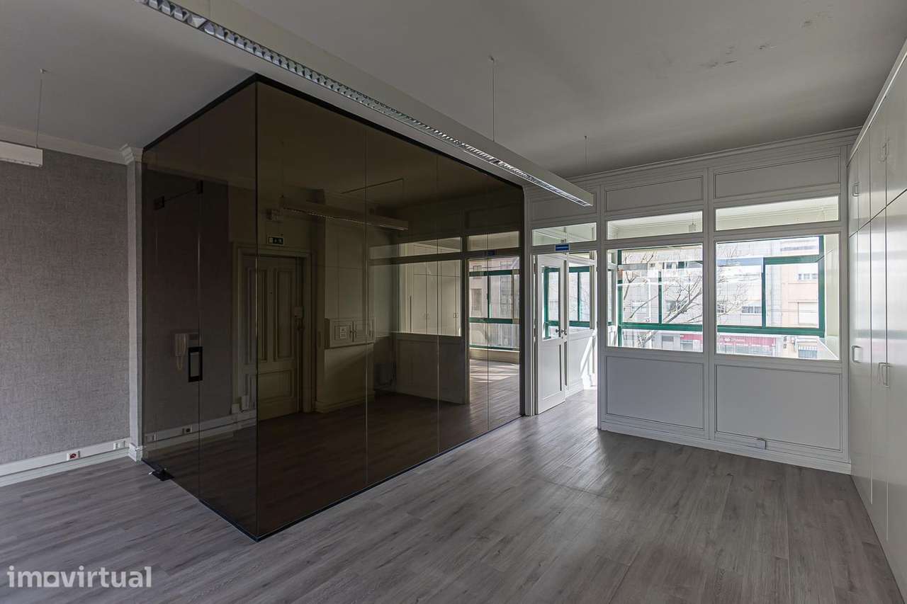Loja, 92 m², Matosinhos e Leça da Palmeira - Grande imagem: 2/24