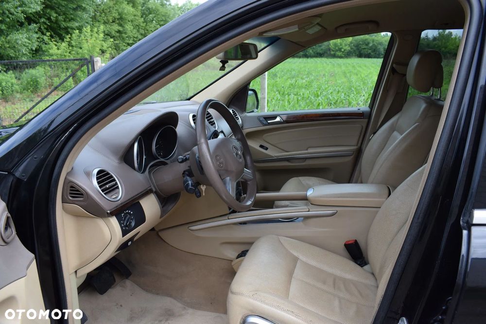 Mercedes-Benz GL 420 CDI - 12