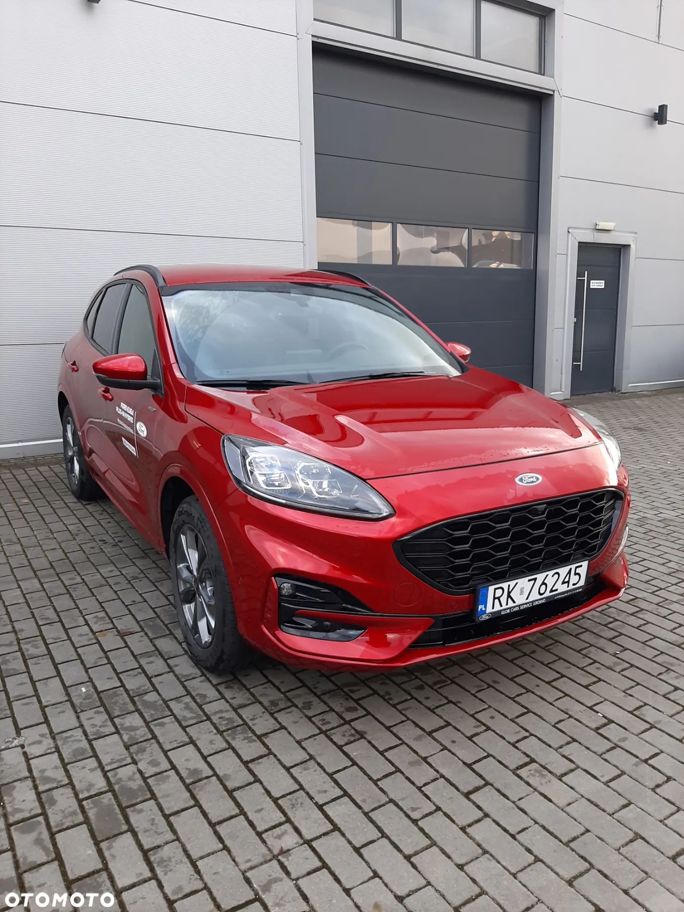 Ford Kuga - 1
