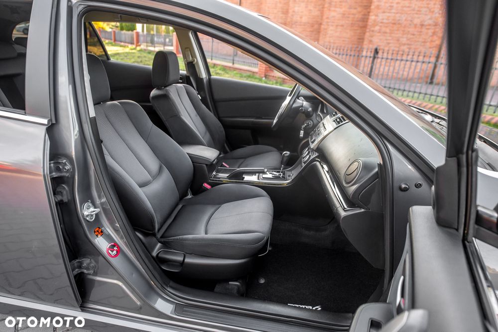 Mazda 6 2.0 Exclusive + - 22