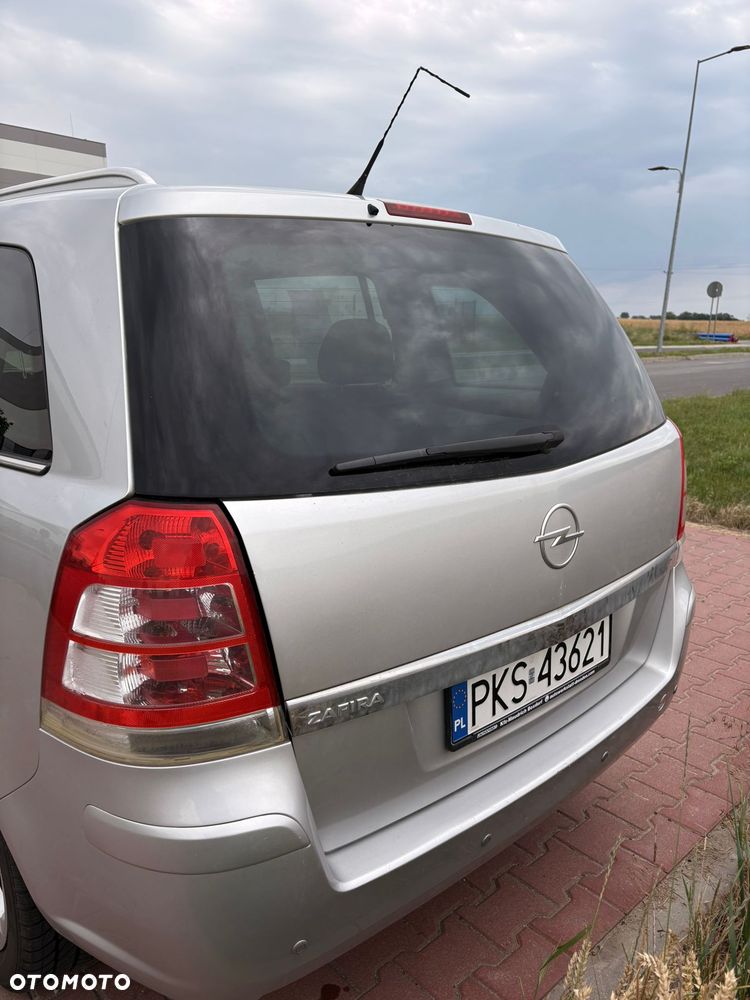Opel Zafira 1.8 - 11