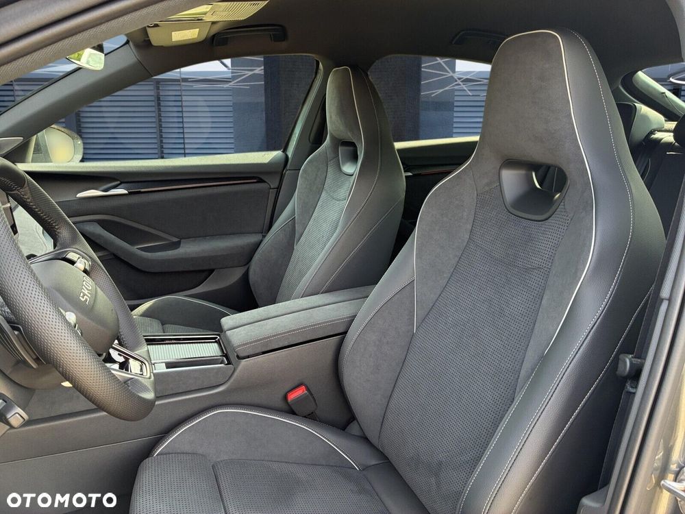 Skoda Superb 2.0 TSI Sportline DSG - 6