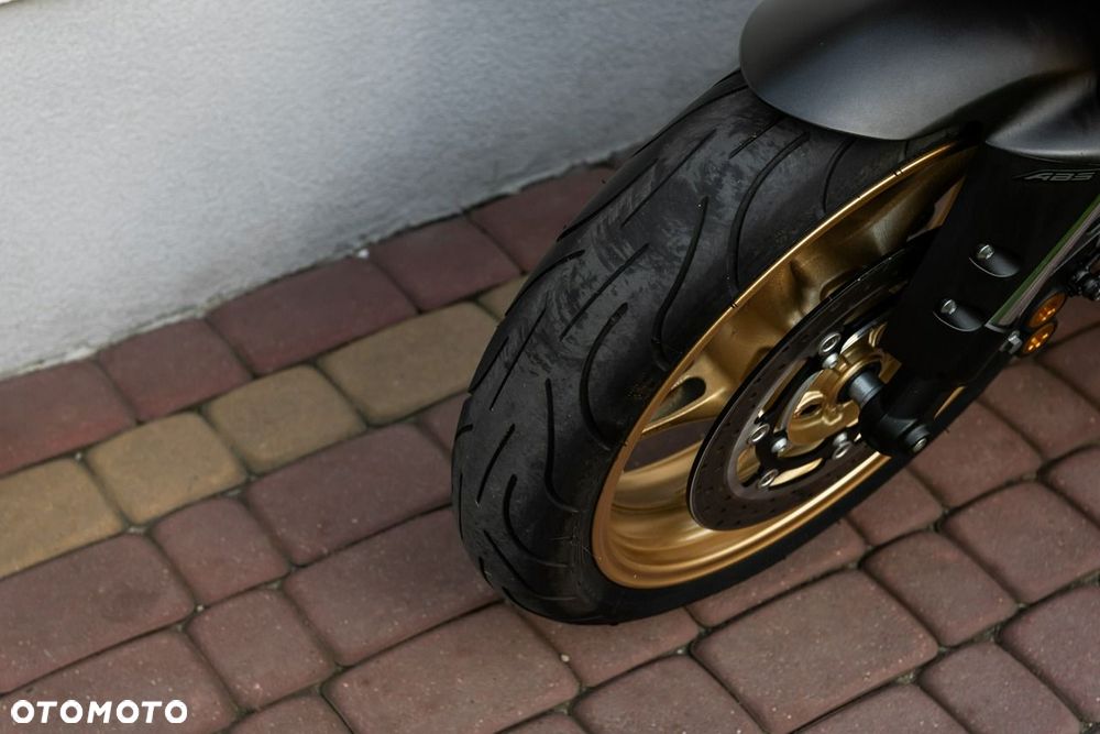 Yamaha FZ - 9