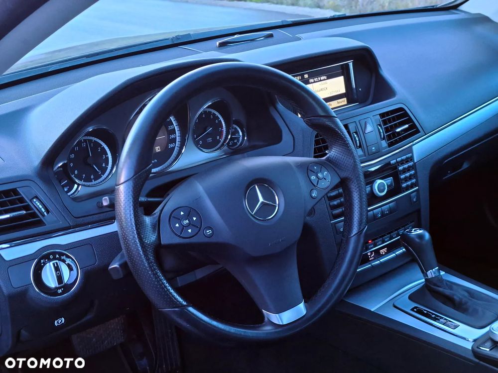 Mercedes-Benz Klasa E 350 CGI BlueEff - 20