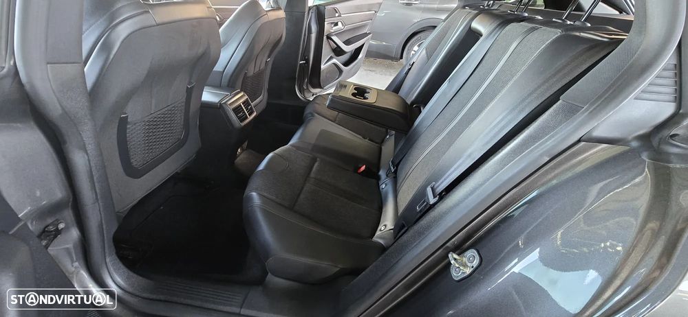Peugeot 508 SW 1.6 Hybrid Allure Pack e-EAT8 - 28