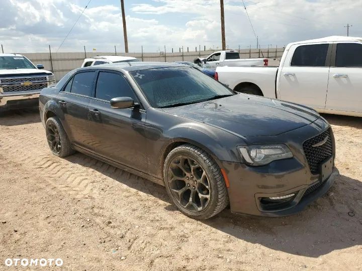 Chrysler 300 - 4