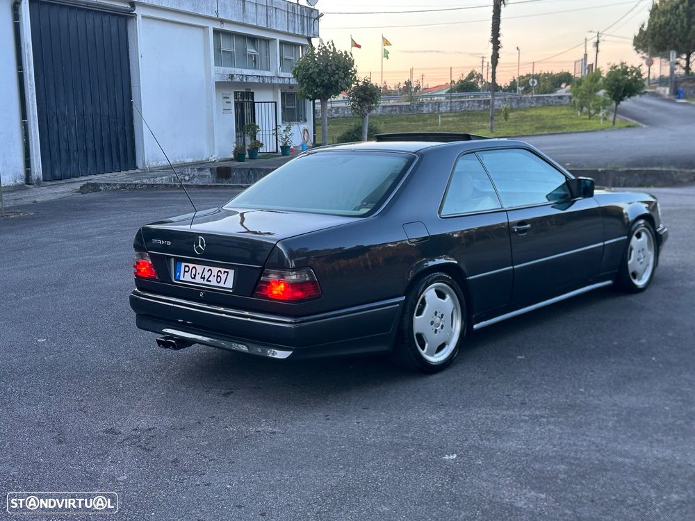 Mercedes-Benz W124 (1984-1997) 300 CE-24 - 4