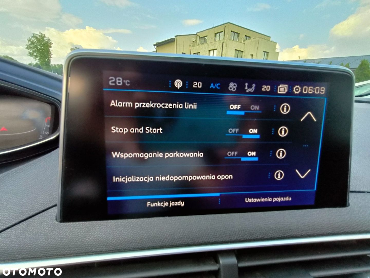 Peugeot 5008 - 12