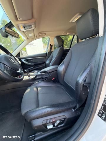BMW Seria 3 320d Edition Luxury Line Purity - 8