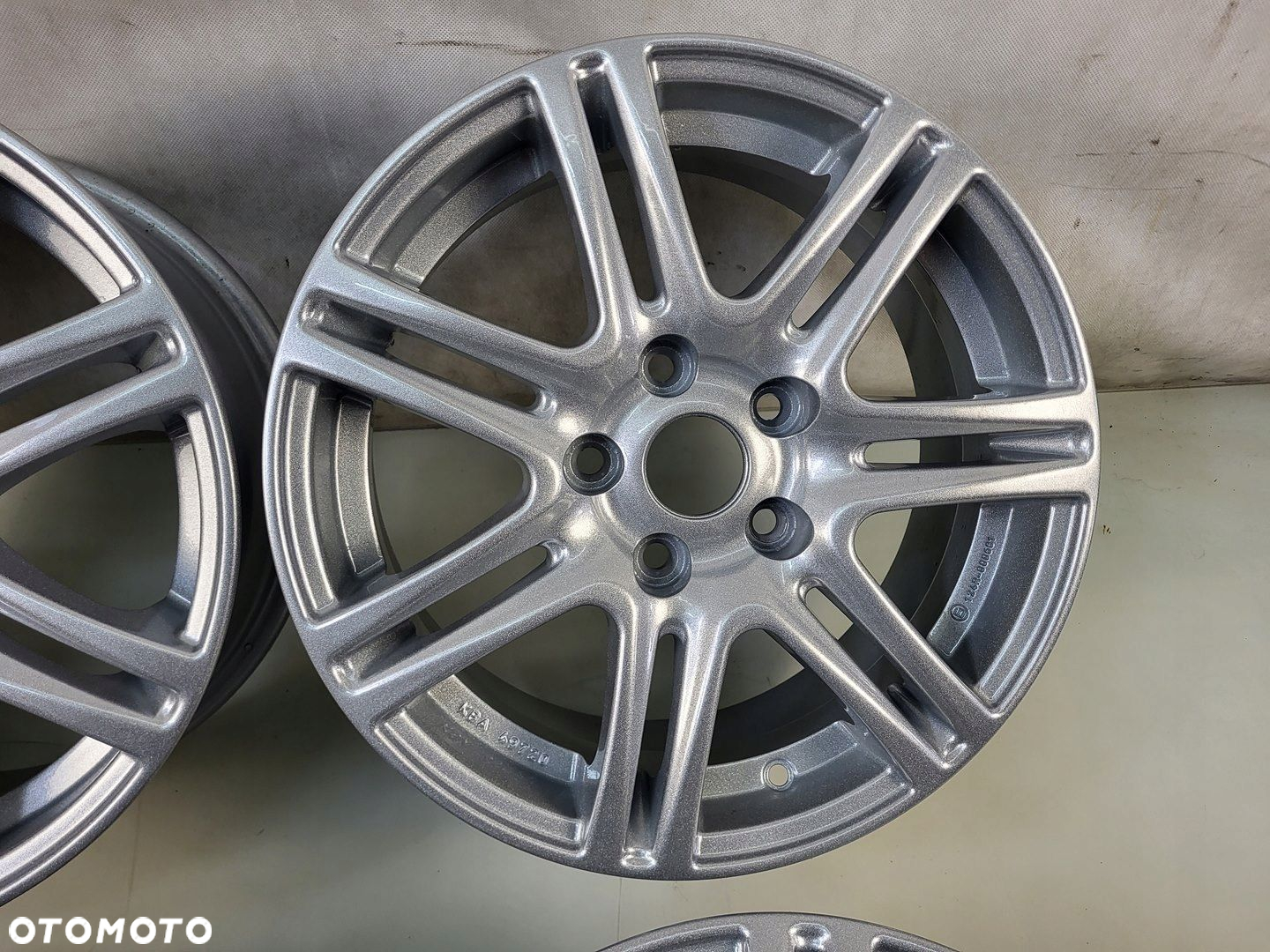 felgi aluminiowe 16" 7Jx16 ET 52 5x112 RC28 BMW AUDI SKODA SEAT VW - 8